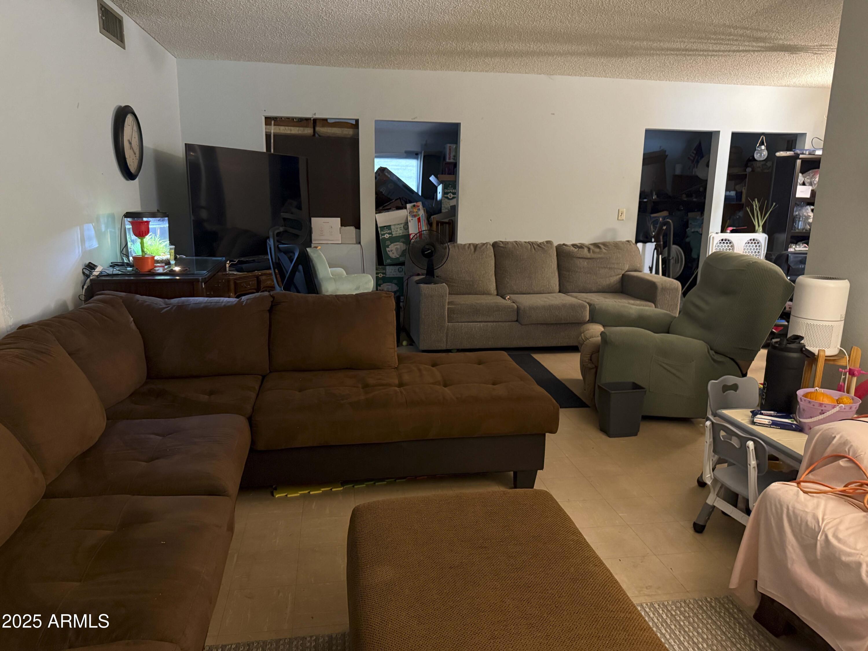 10907 W Saratoga Circle