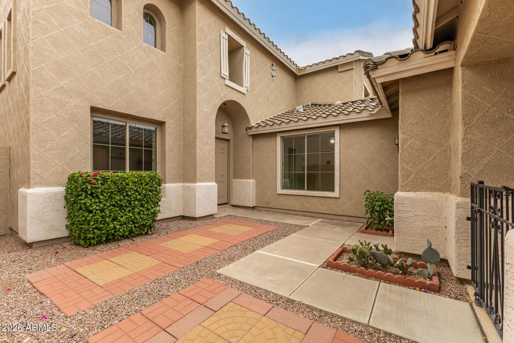 Photo of 2543 S Rincon Drive, Chandler, AZ 85286 (MLS # 7011141)