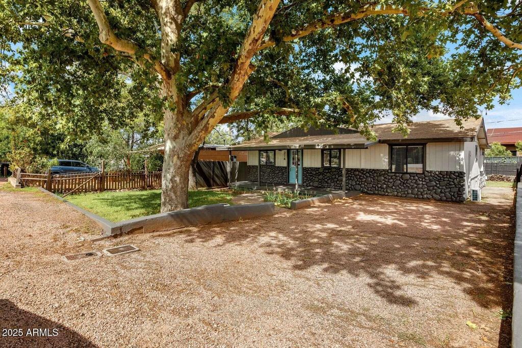 Photo of 214 E Aero Drive, Payson, AZ 85541 (MLS # 6934653)