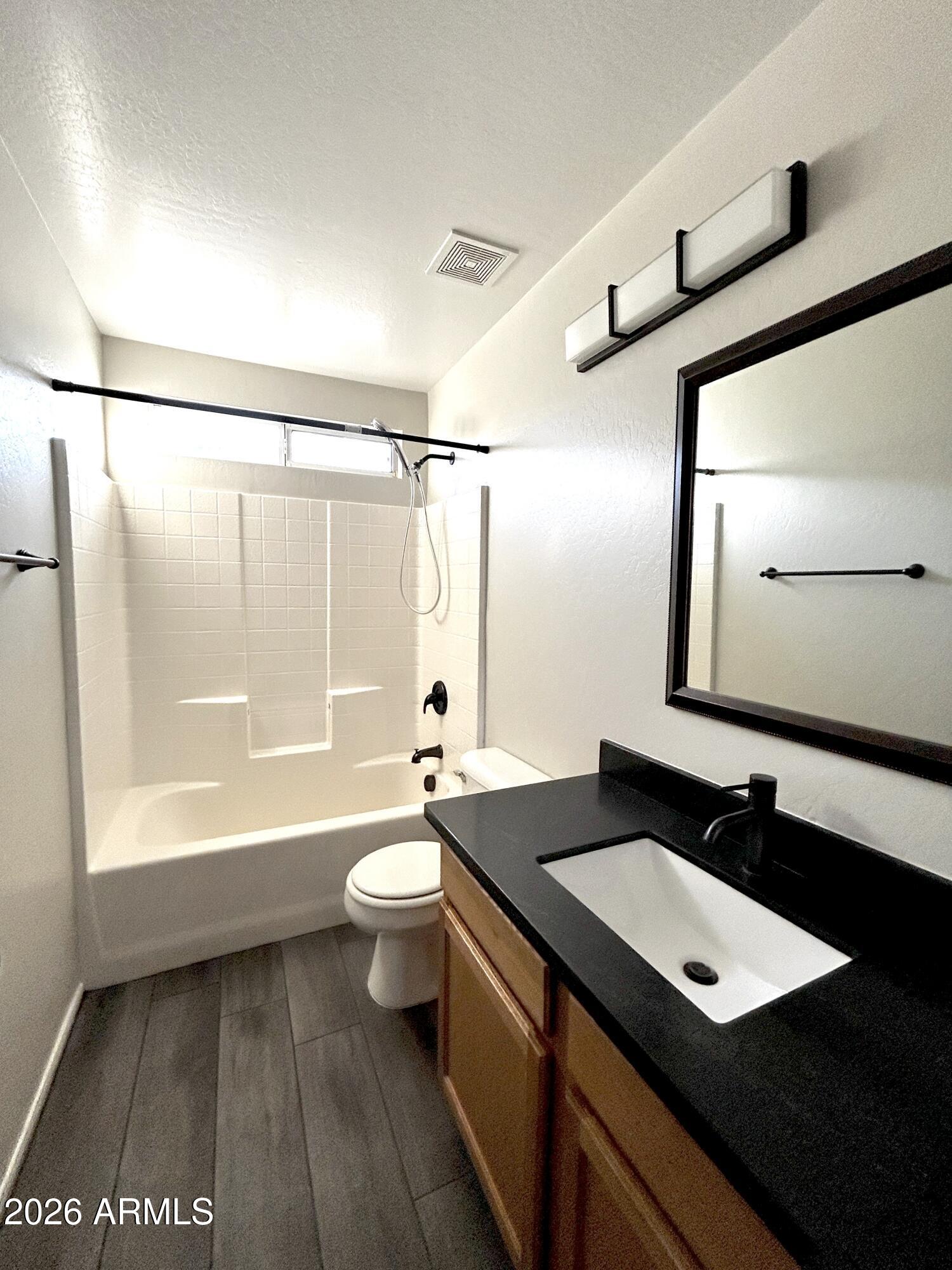 RIVERBEND 1 UNIT A - Residential