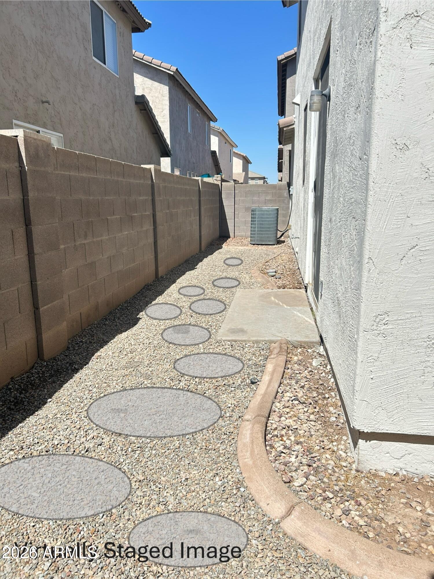 RIVERBEND 1 UNIT A - Residential