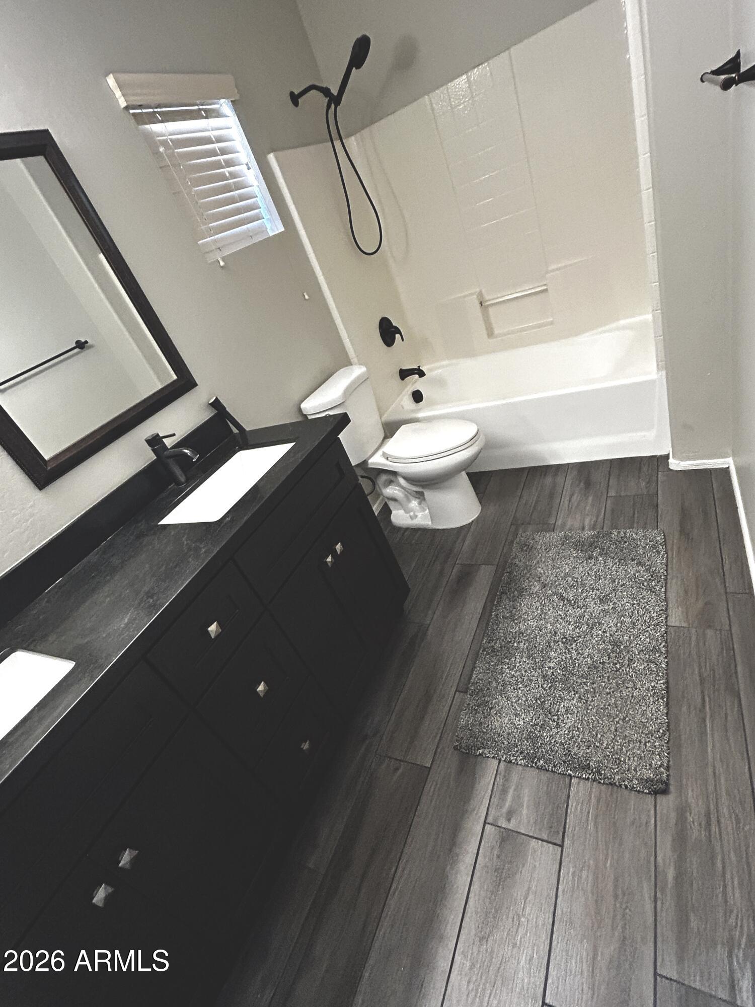 RIVERBEND 1 UNIT A - Residential