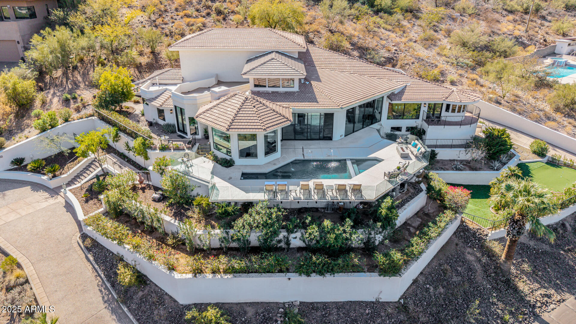 5655 N CAMELBACK CANYON Drive