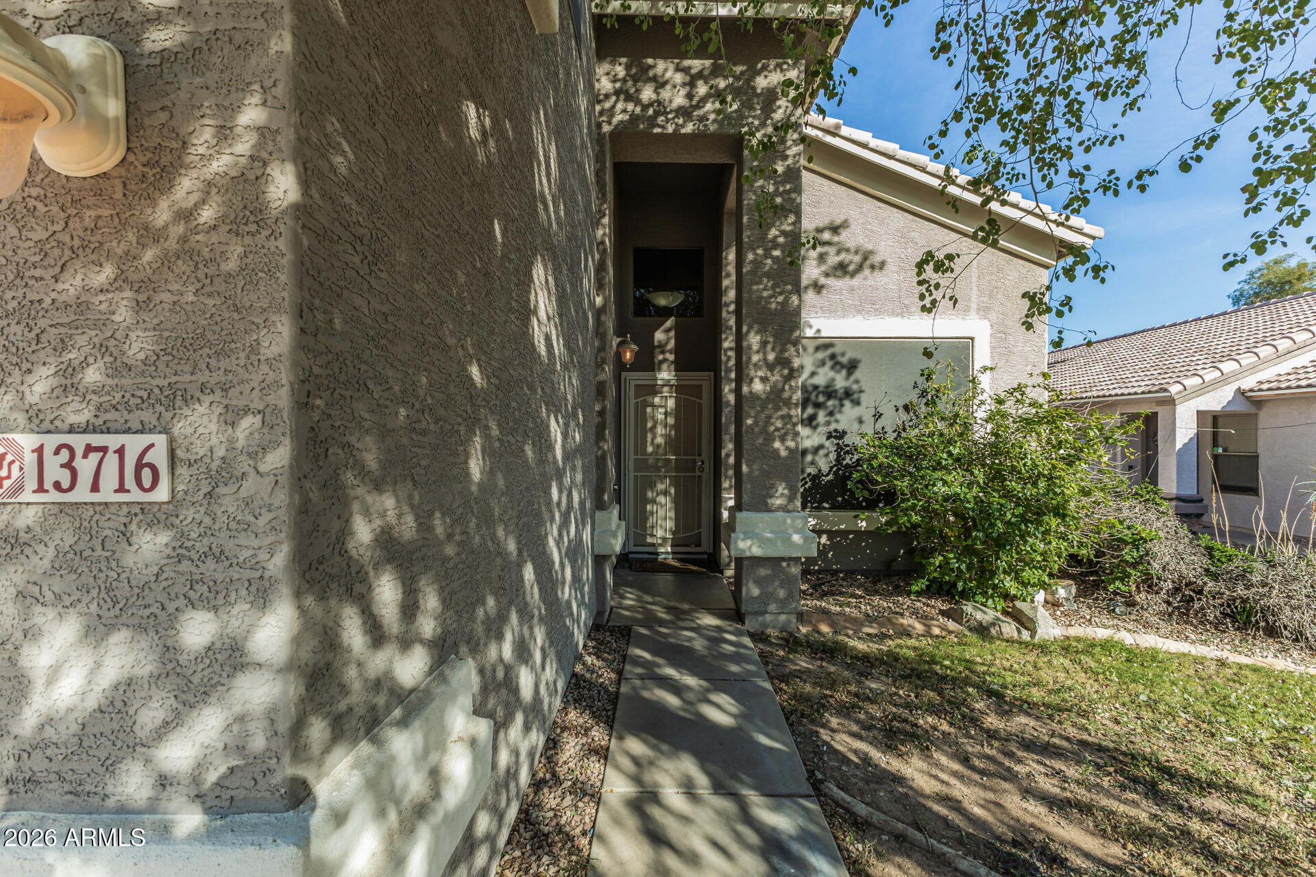 13716 W SOLANO Drive