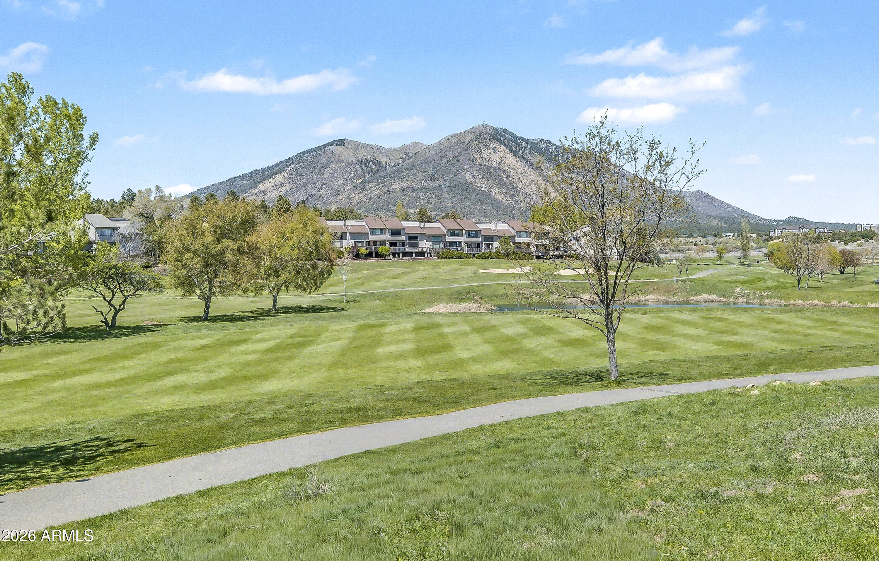 2793 N FAIRVIEW Drive