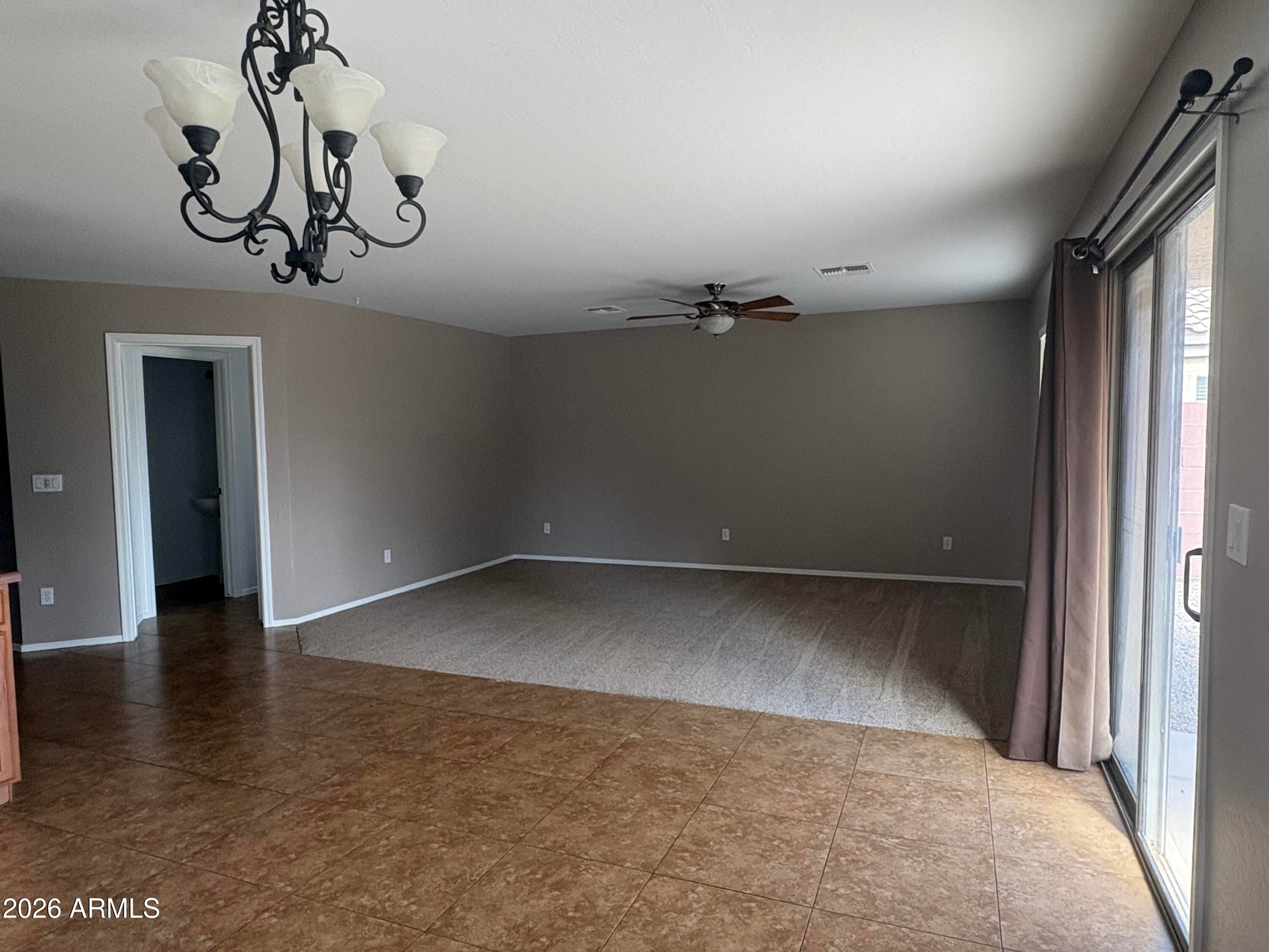 3245 W SANTA CRUZ Avenue W