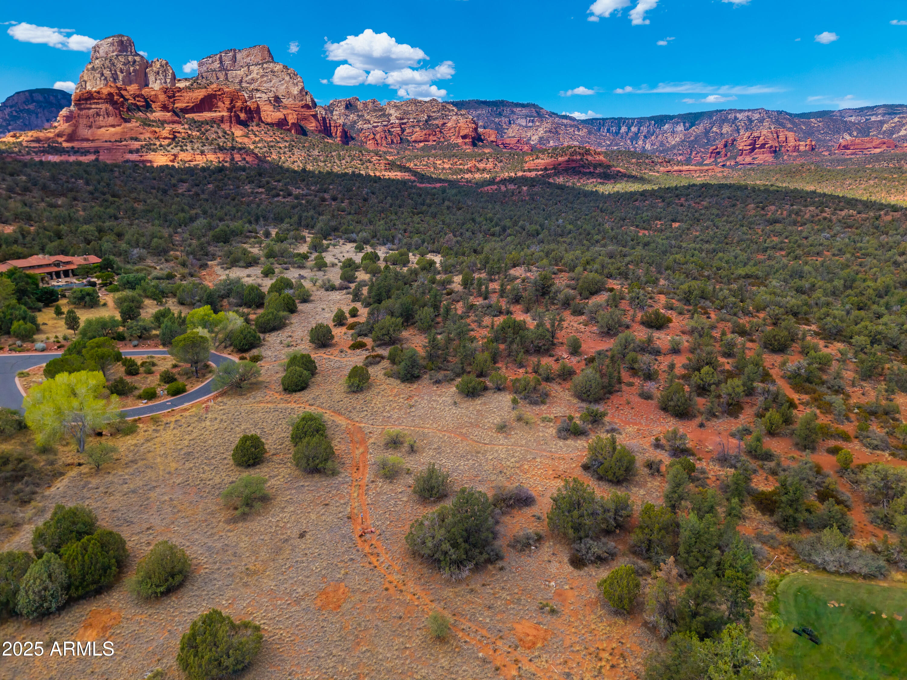 180 HIDDEN MEADOW Drive 8