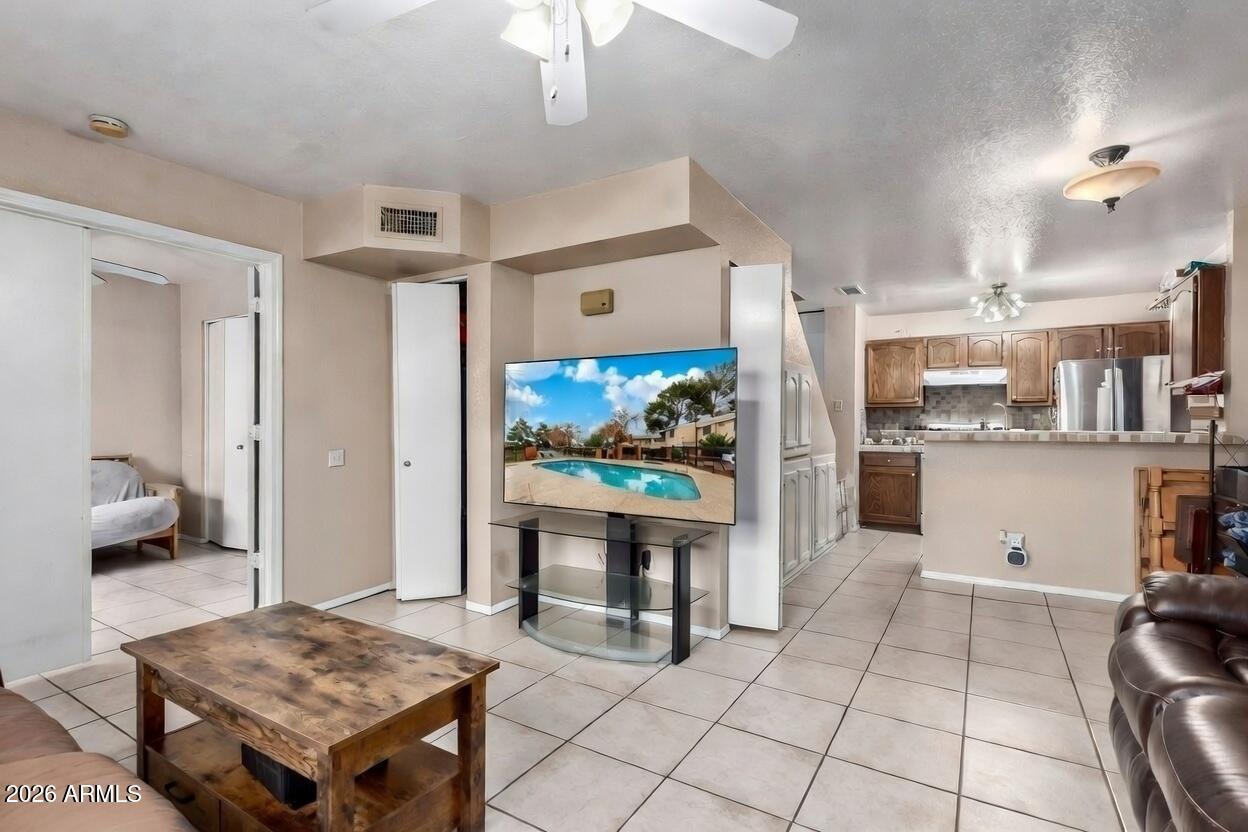 625 S WESTWOOD Street 106