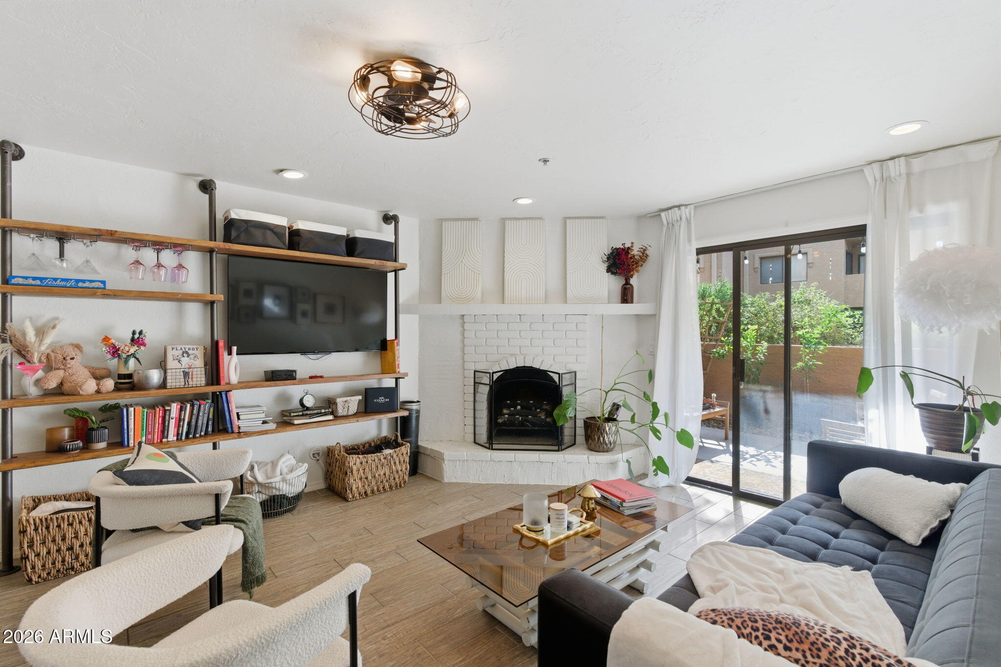 3031 N CIVIC CENTER Plaza 139