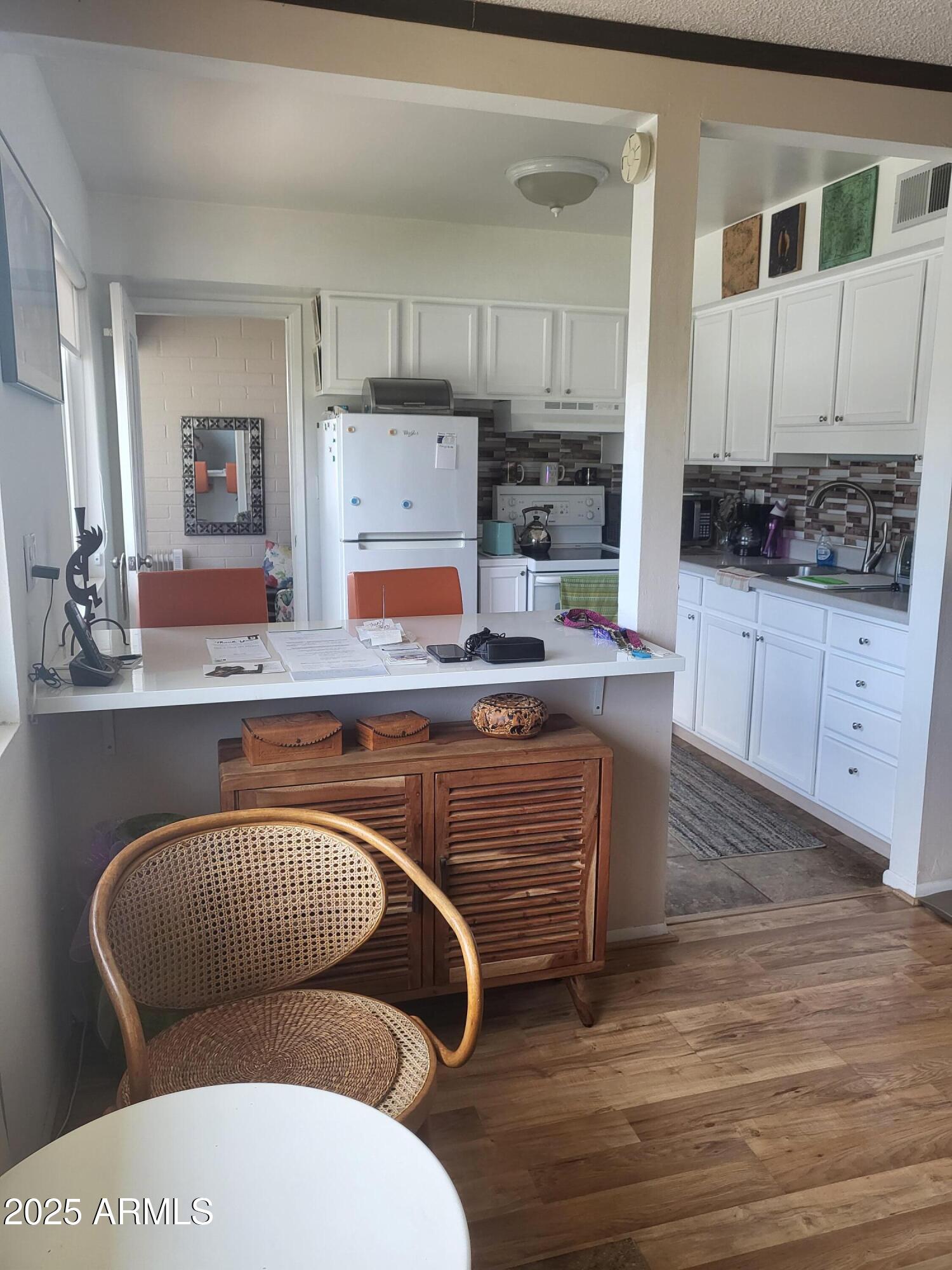 8210 E GARFIELD Street K205