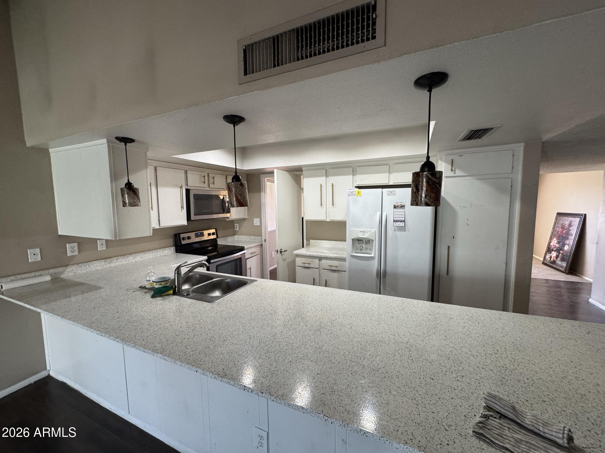 6540 W HAZELWOOD Street