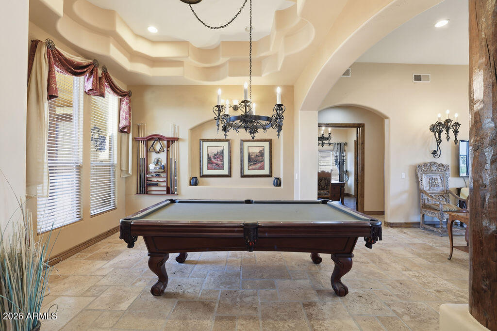 1506 E RED RANGE Way