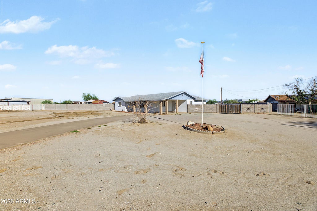 Photo of 2005 N 192nd Avenue, Buckeye, AZ 85396 (MLS # 7095841)