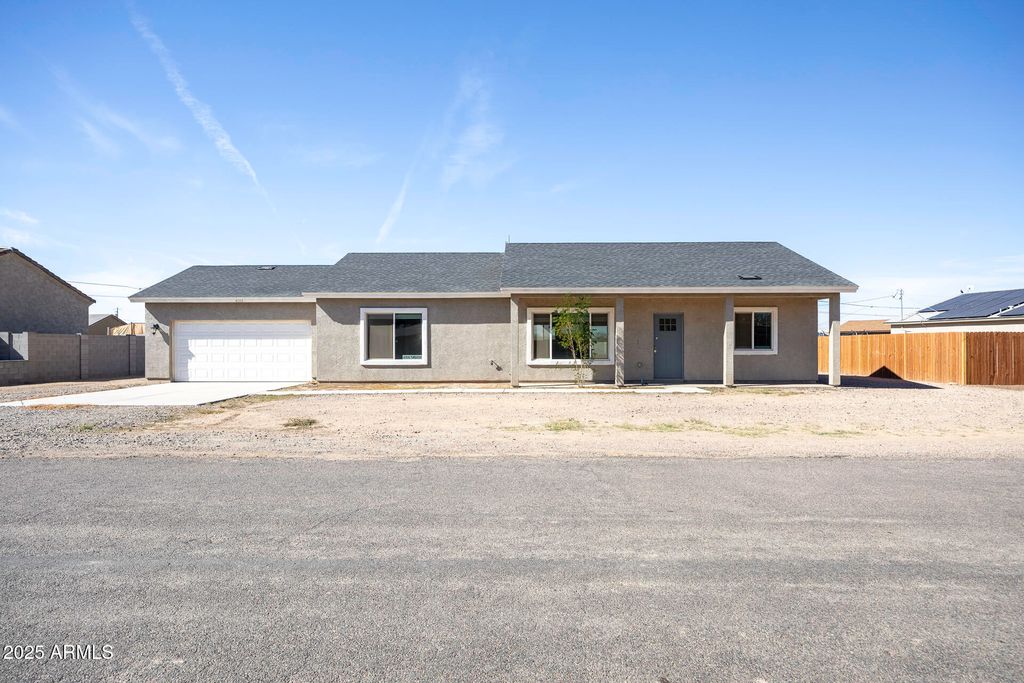 Photo of 4110 N Turquoise Drive, Eloy, AZ 85131 (MLS # 6949960)