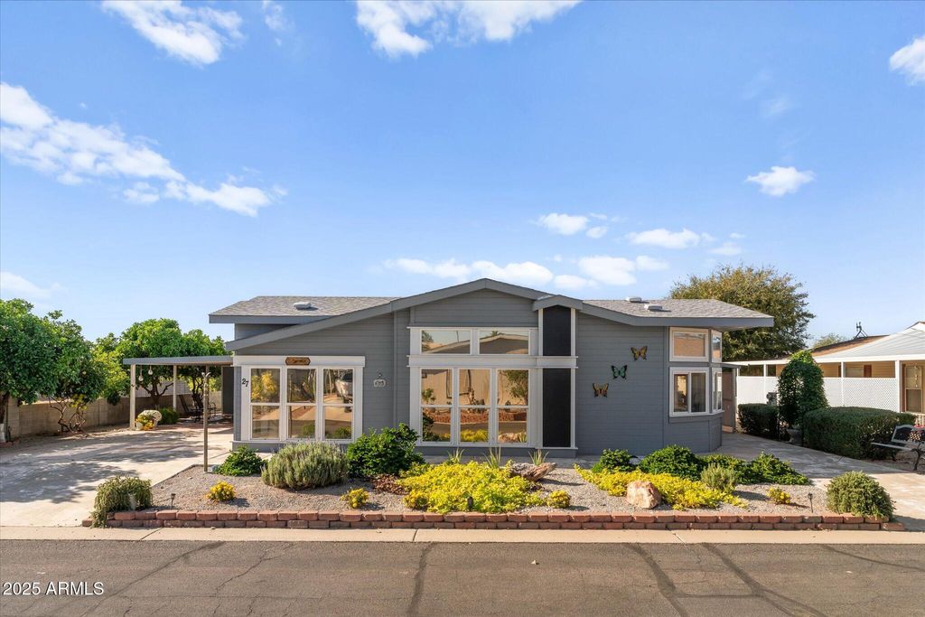 Photo of 3700 S Tomahawk Rd Rd #26 &amp; 27, Apache Junction, AZ 85119 (MLS # 6956286)