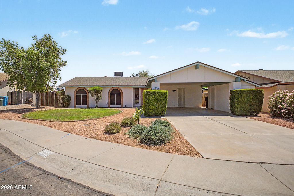 Photo of 4915 W Villa Maria Drive, Glendale, AZ 85308 (MLS # 7031776)
