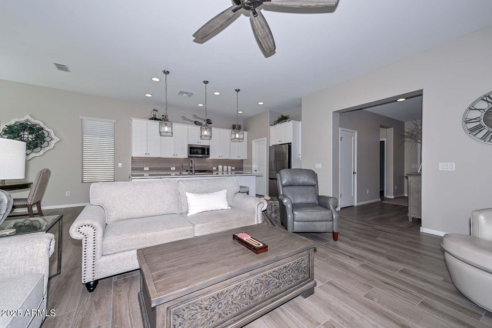 16953 W ALVARADO Drive