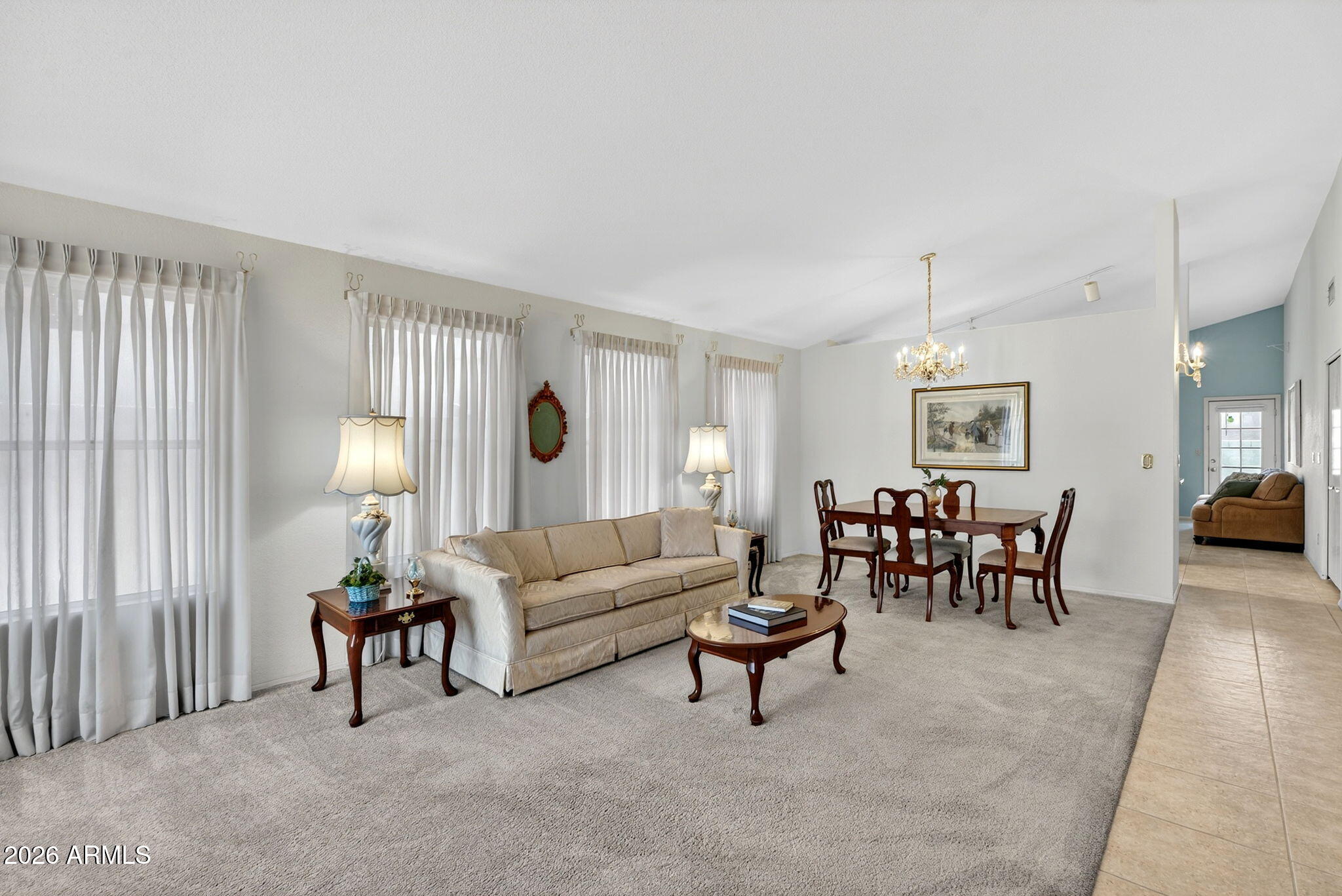 1965 E MORROW Drive