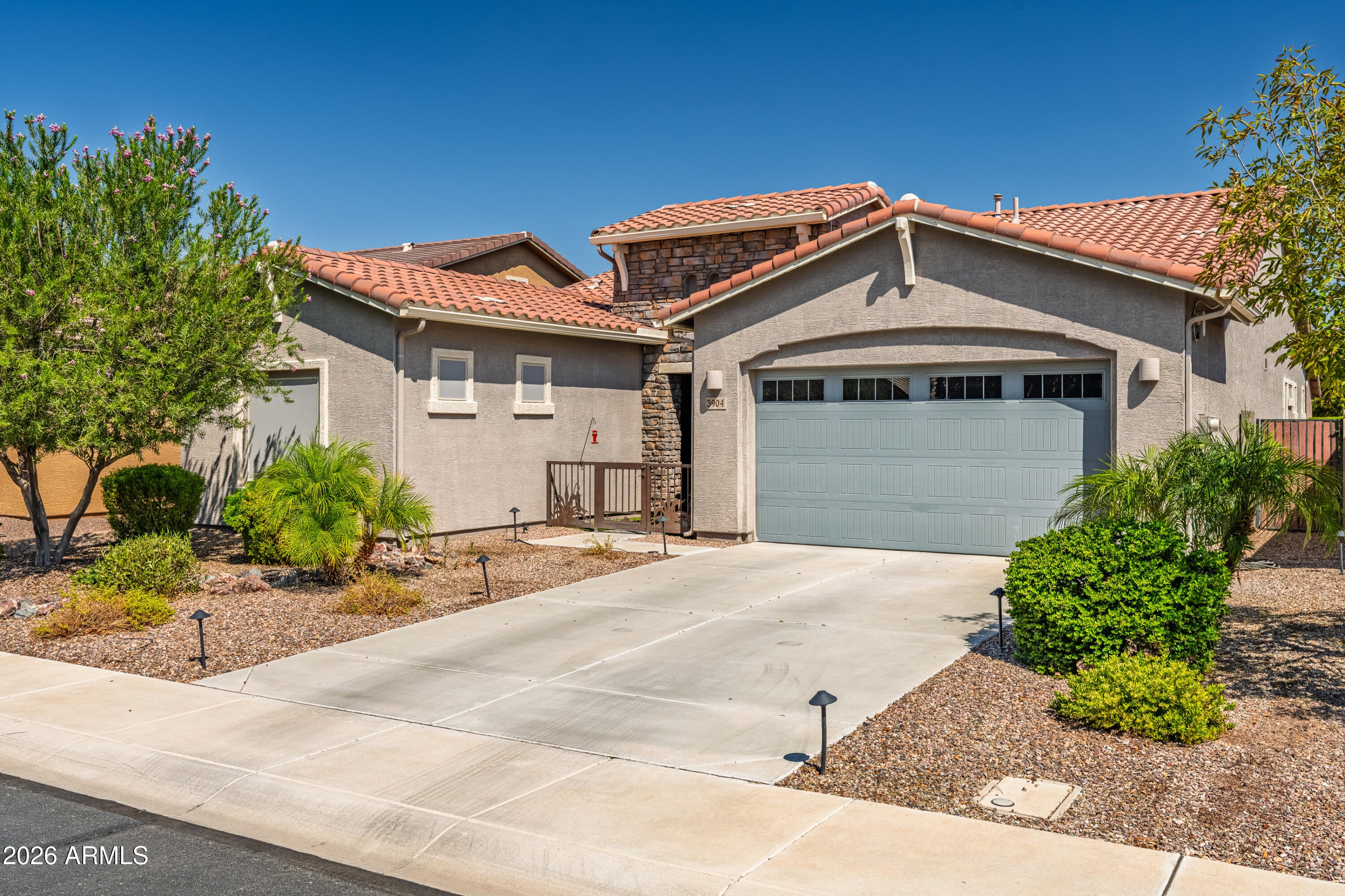 3904 E DOGWOOD Place