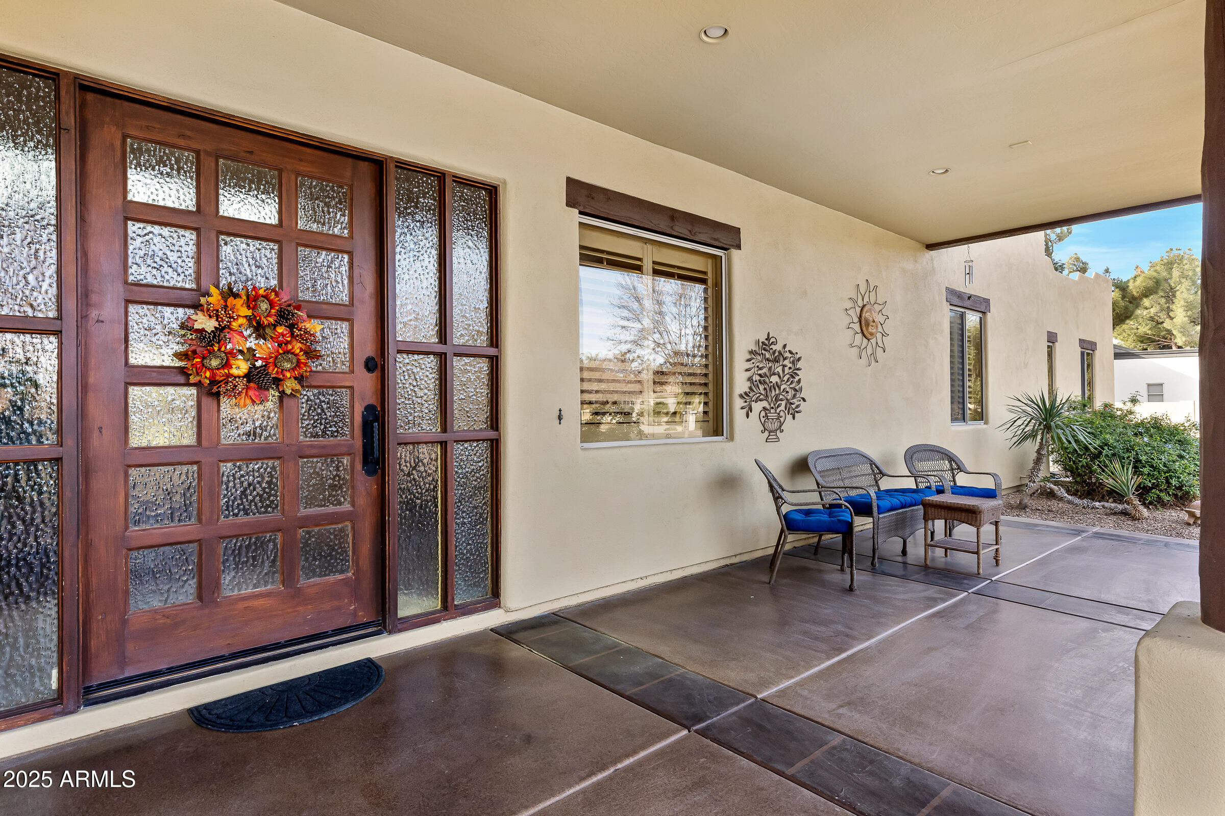 2697 E VIA DEL ARBOLES --
