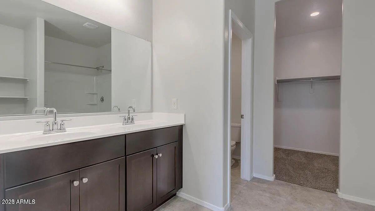 24419 W JONES Avenue