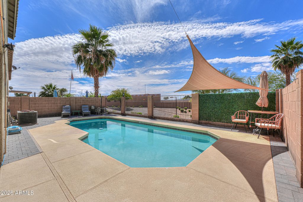 Photo of 731 E Reflection Place, Chandler, AZ 85286 (MLS # 7009957)