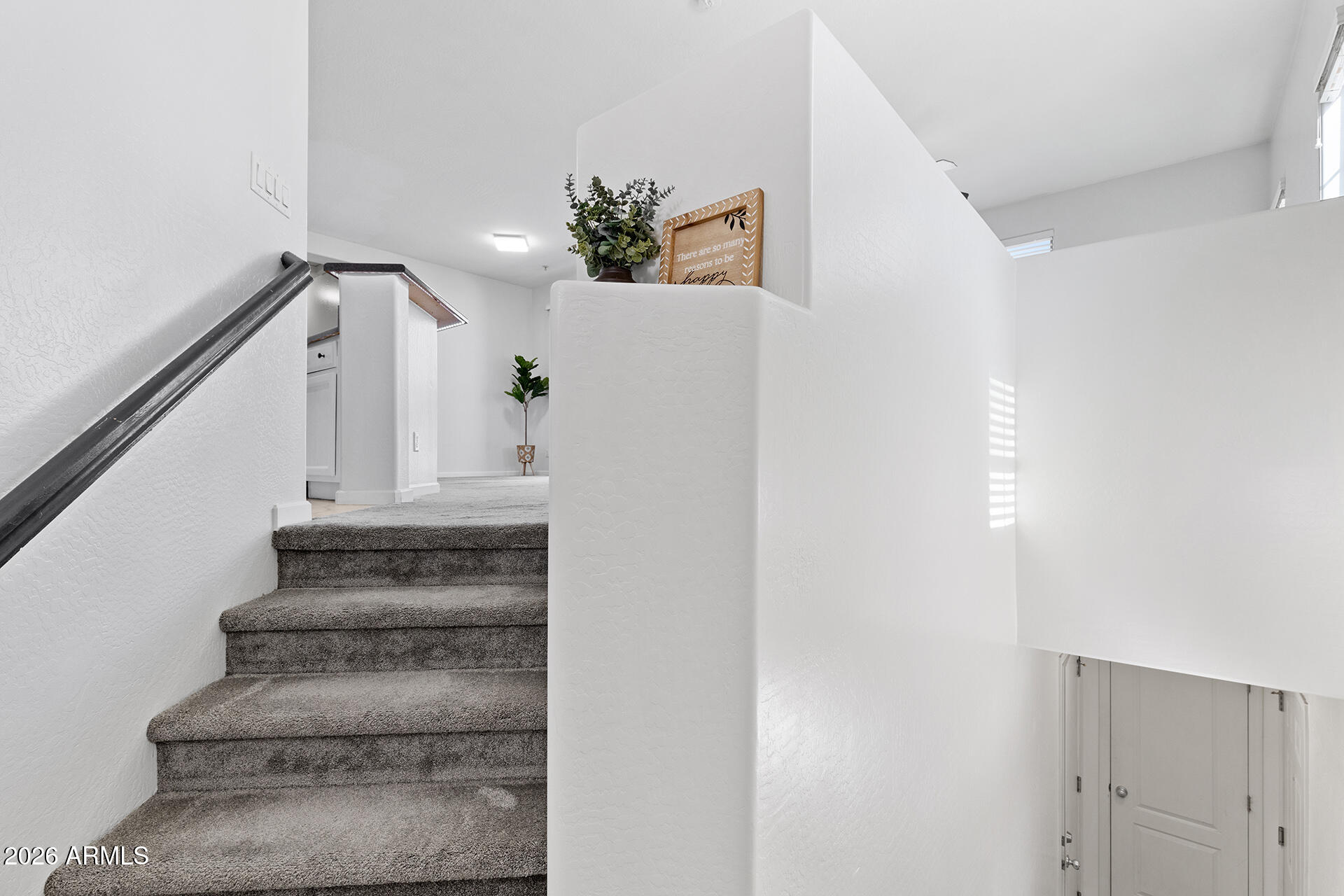 8189 W GROOM CREEK Road