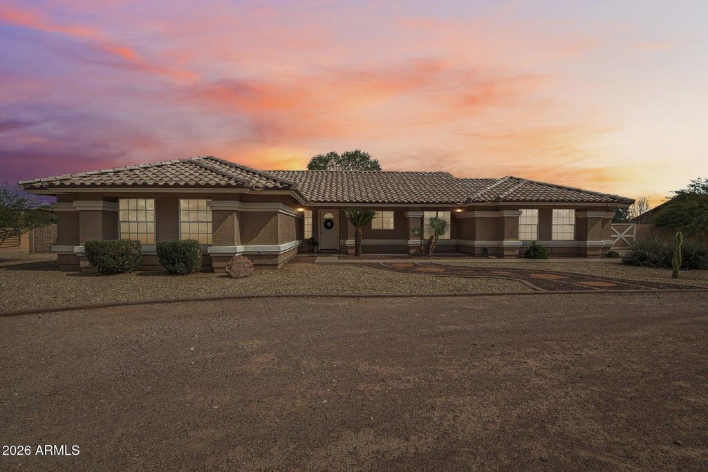 Photo of 7821 N 173rd Avenue, Waddell, AZ 85355 (MLS # 6979209)