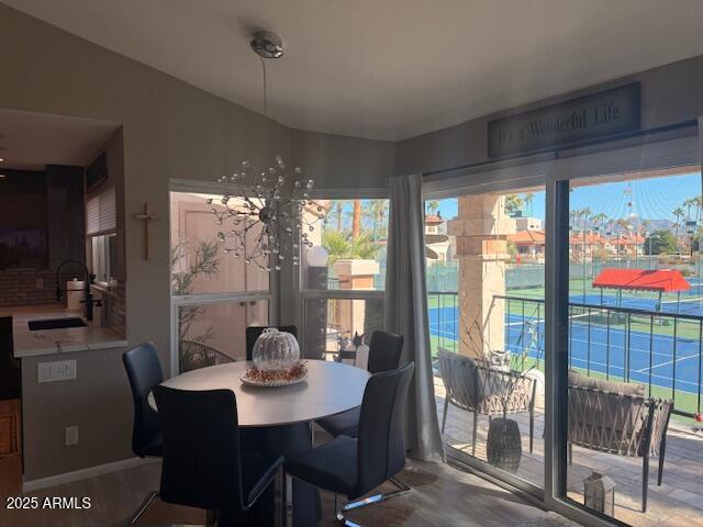 9707 E MOUNTAIN VIEW Road 2407