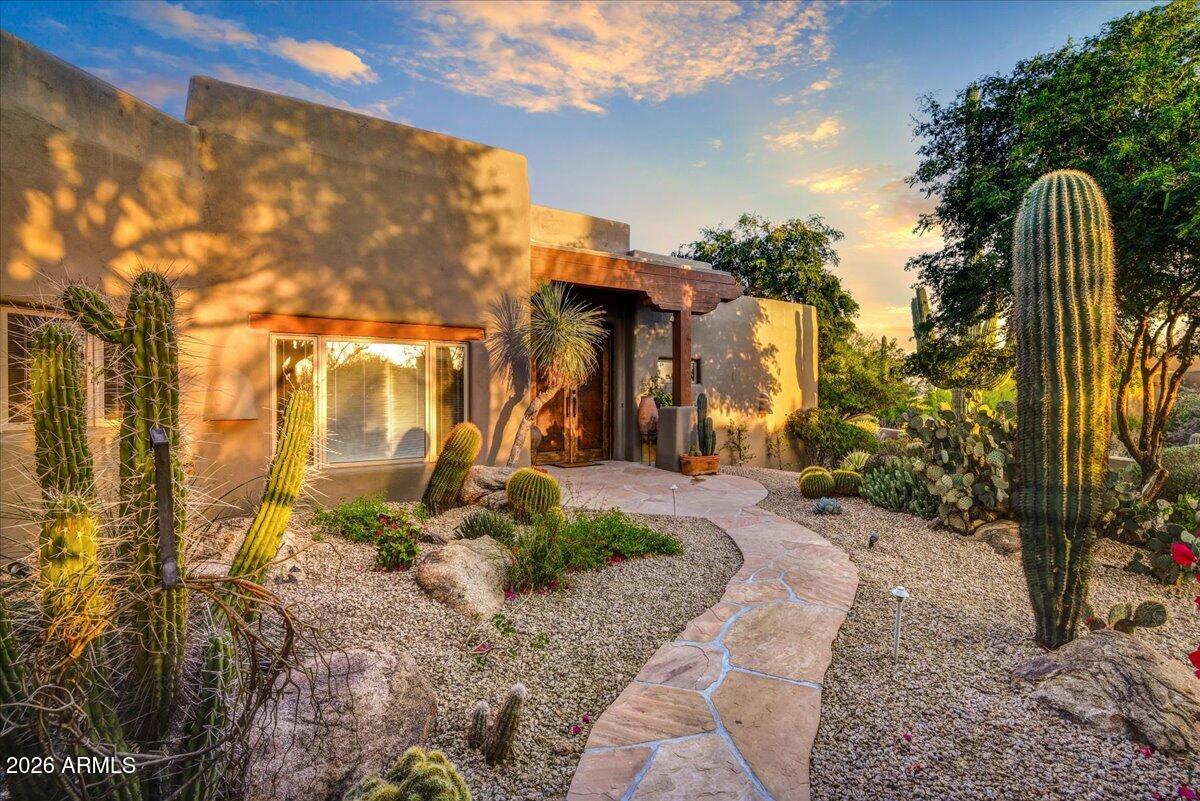 10040 E HAPPY VALLEY Road 404