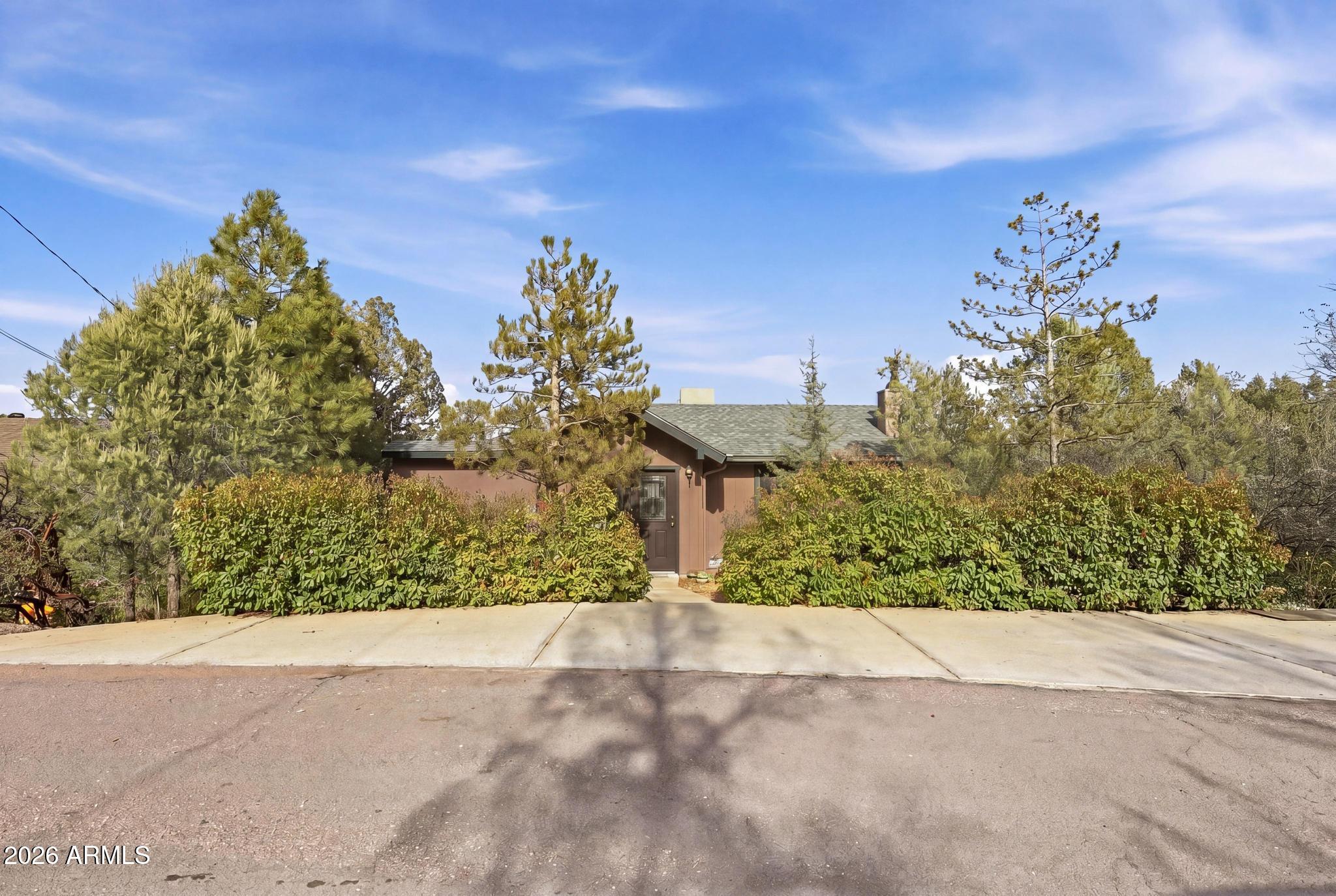 901 S RIDGEWAY Street