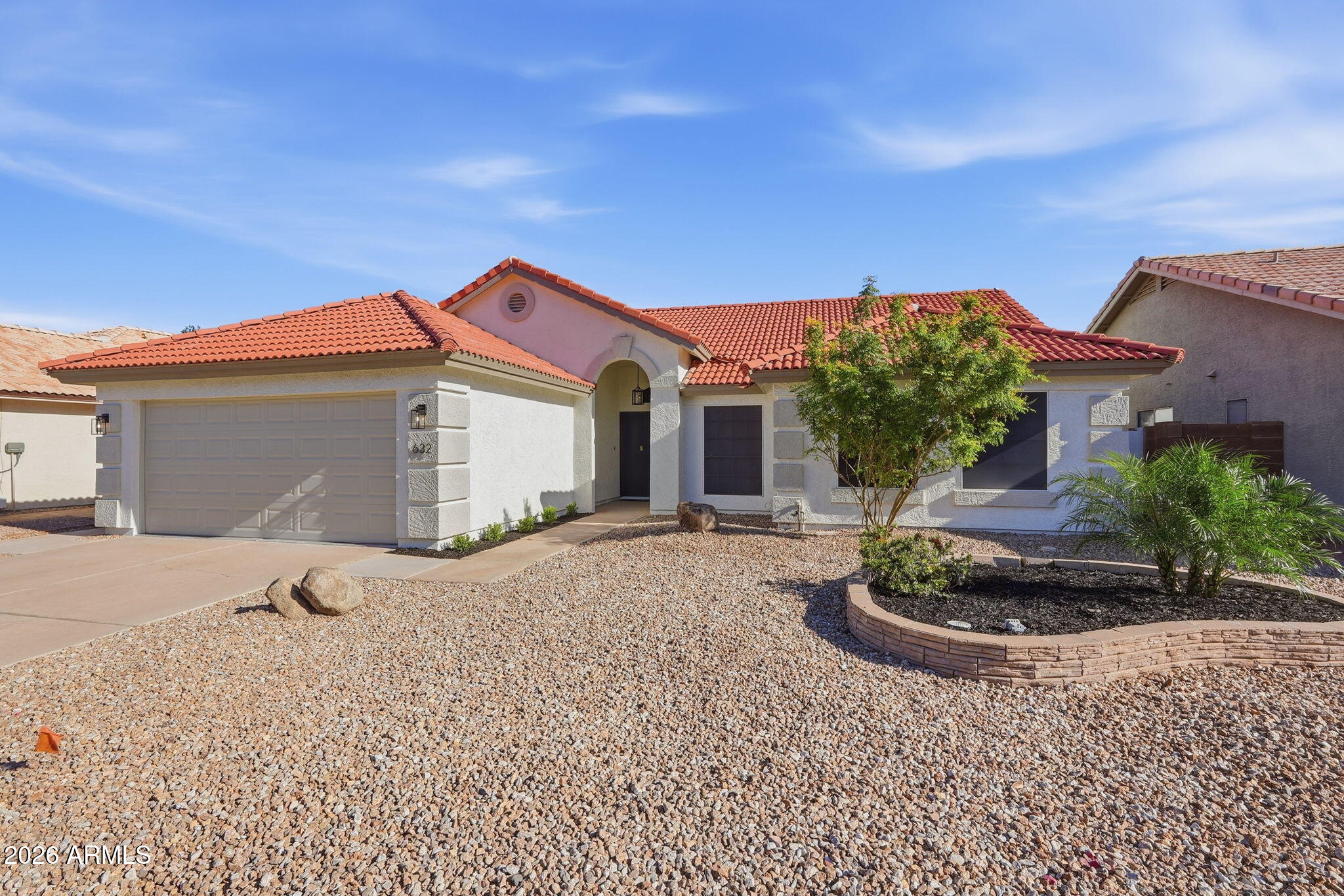 632 W MESQUITE Street