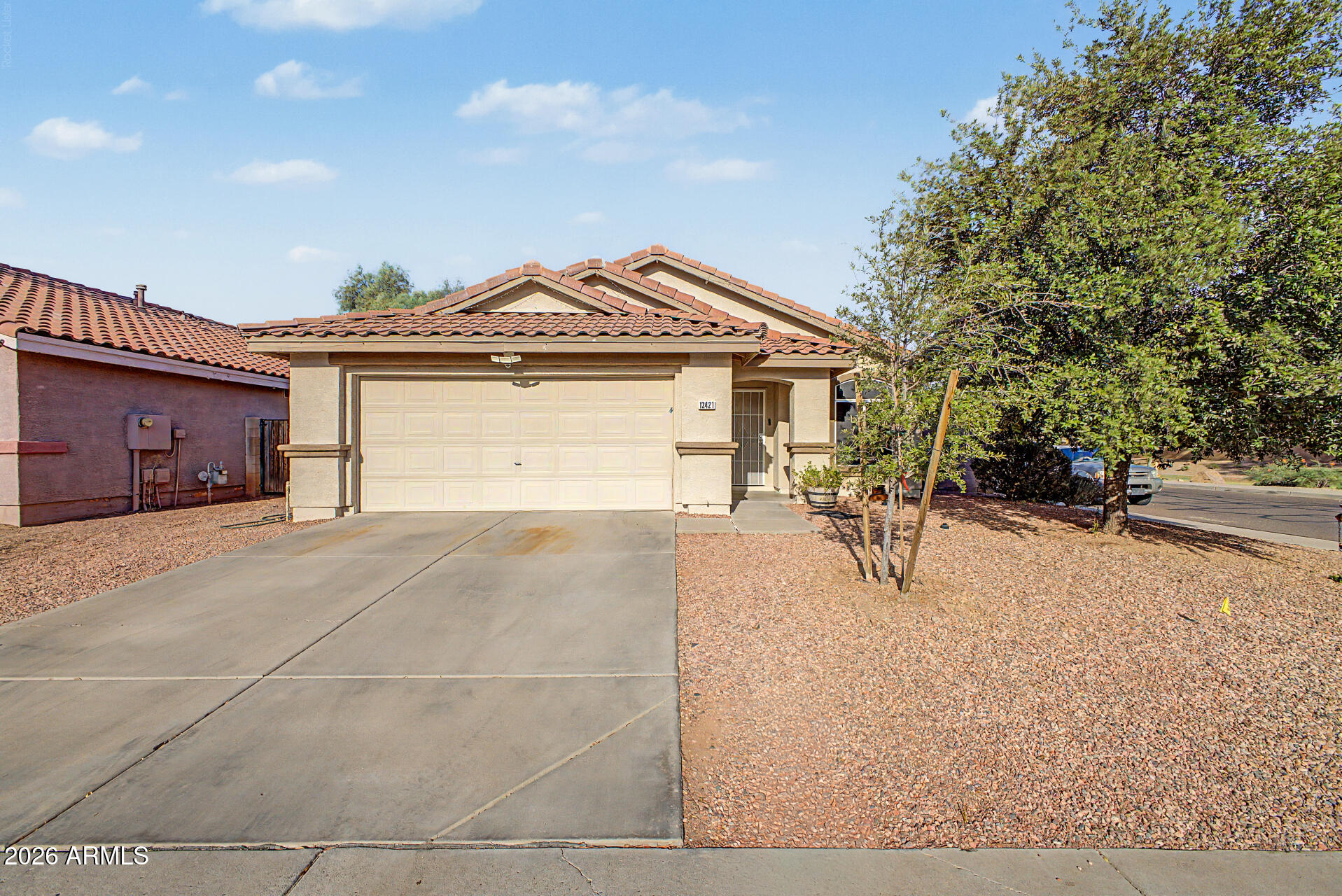 12421 N 42ND Drive