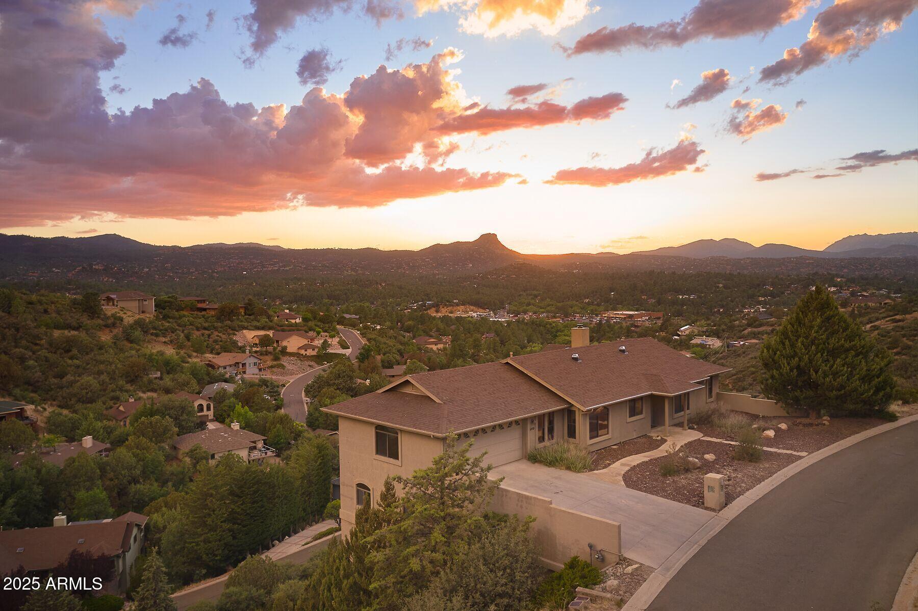 1140 GAMBEL OAK Trail