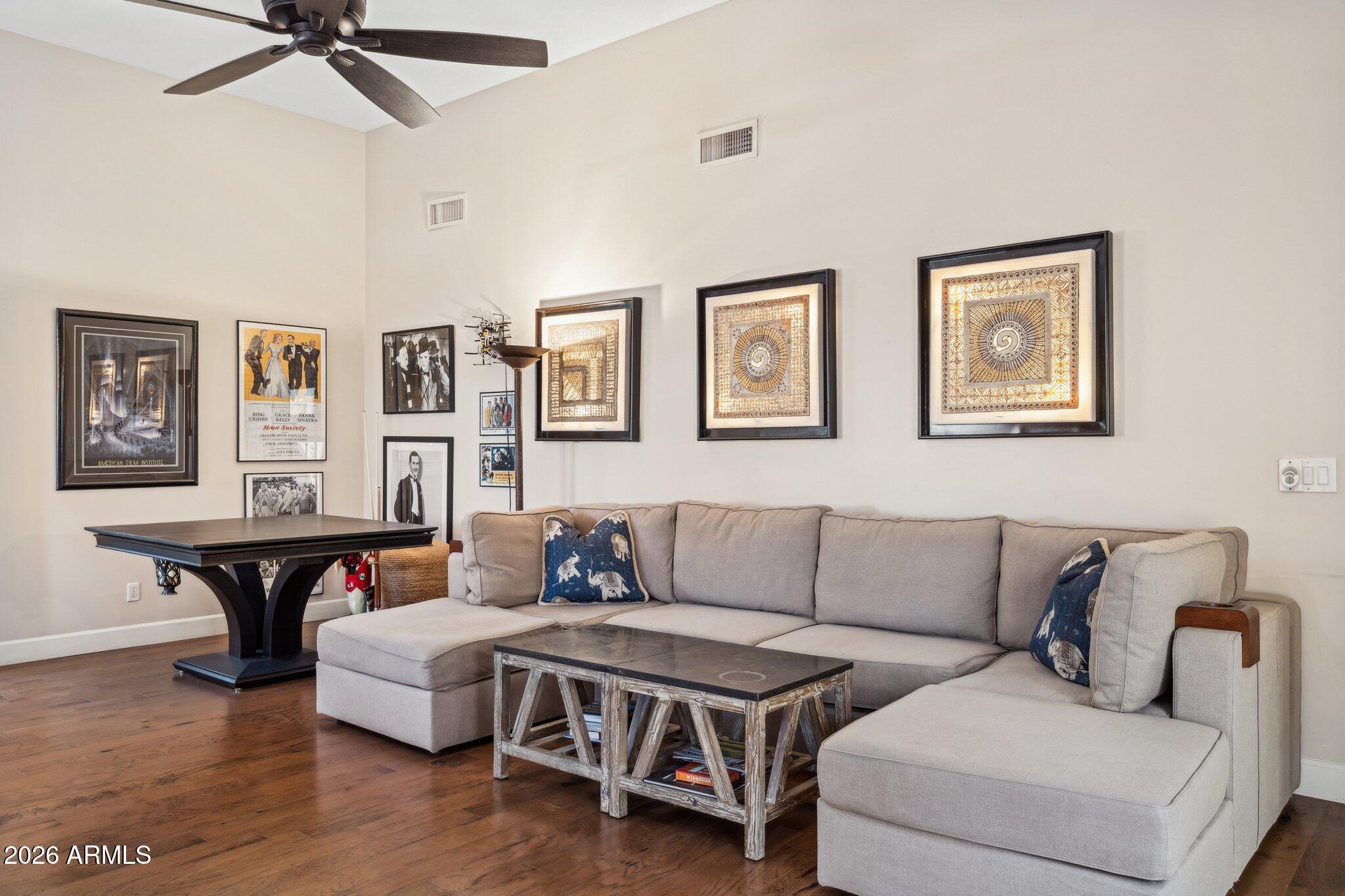 8041 E DEL TORNASOL Drive