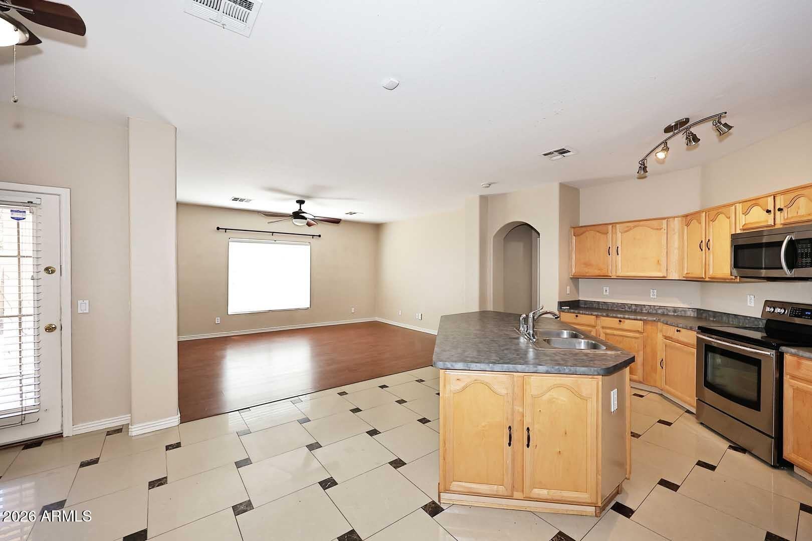 14833 W Charter Oak Road