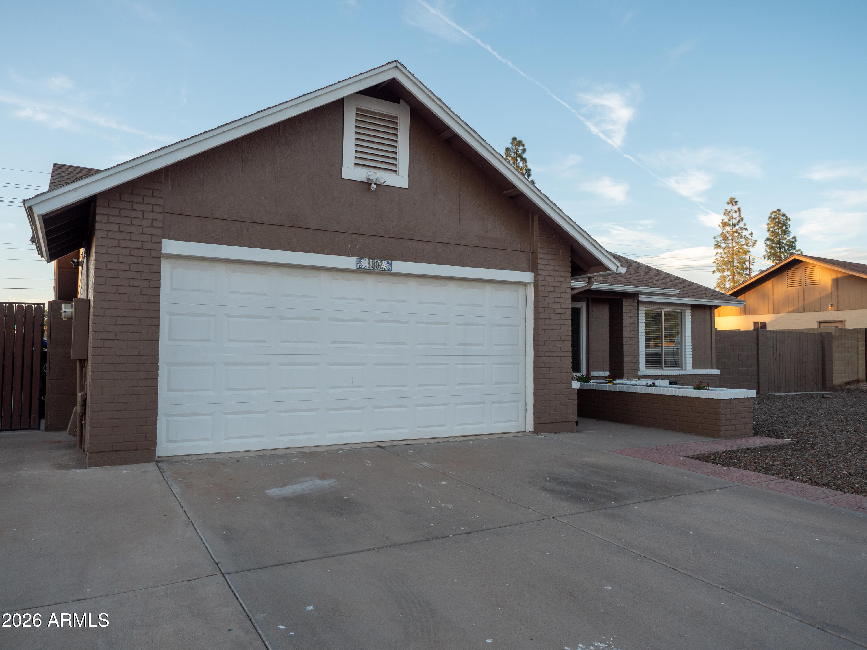 5002 E FAIRBROOK Street