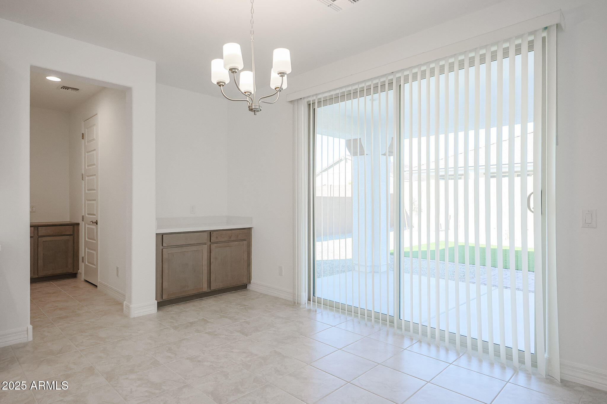 14768 W COTTONTAIL Lane