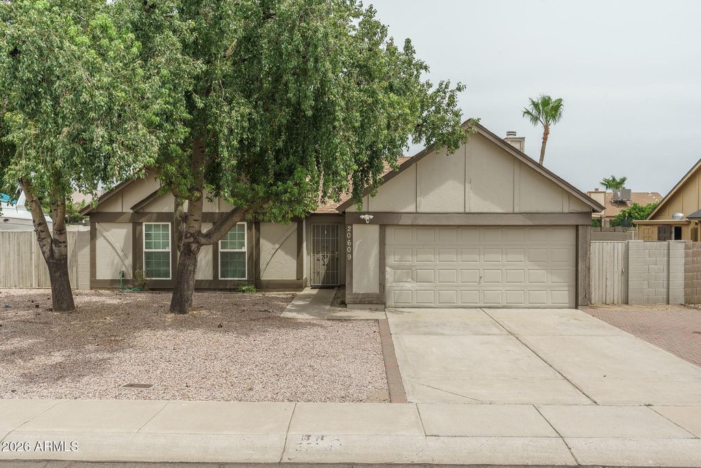Photo of 20609 N 5th Avenue, Phoenix, AZ 85027 (MLS # 7024178)