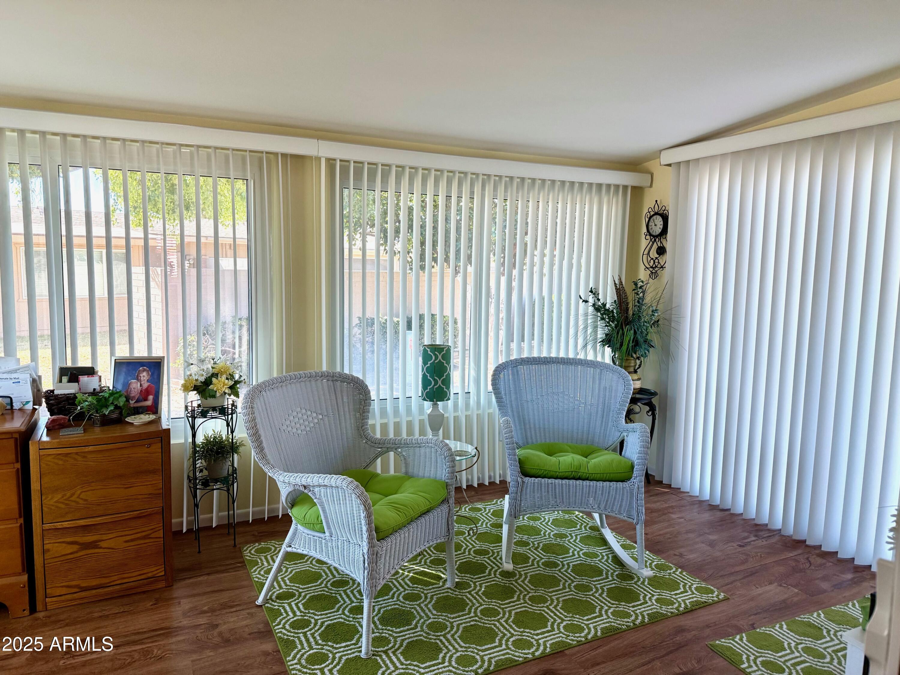 10323 W DEANNE Drive