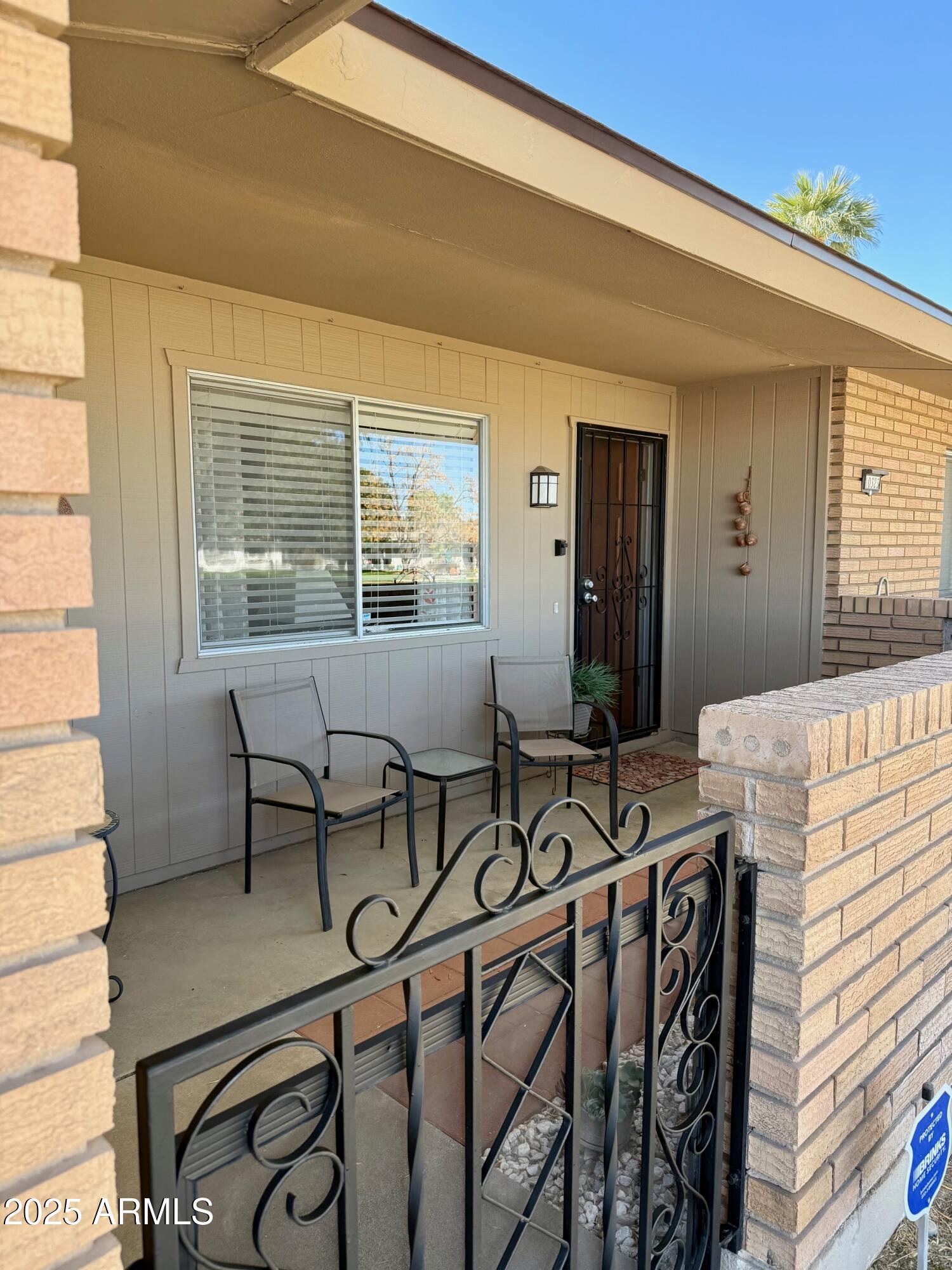 10323 W DEANNE Drive