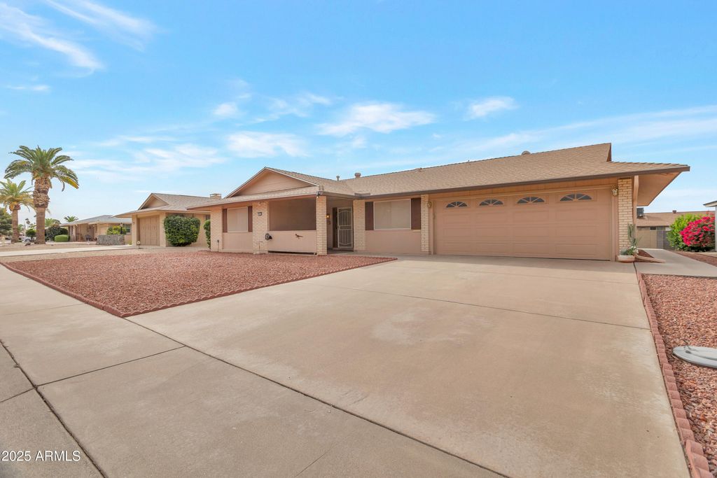 Photo of 10733 W Saratoga Circle, Sun City, AZ 85351 (MLS # 6873290)