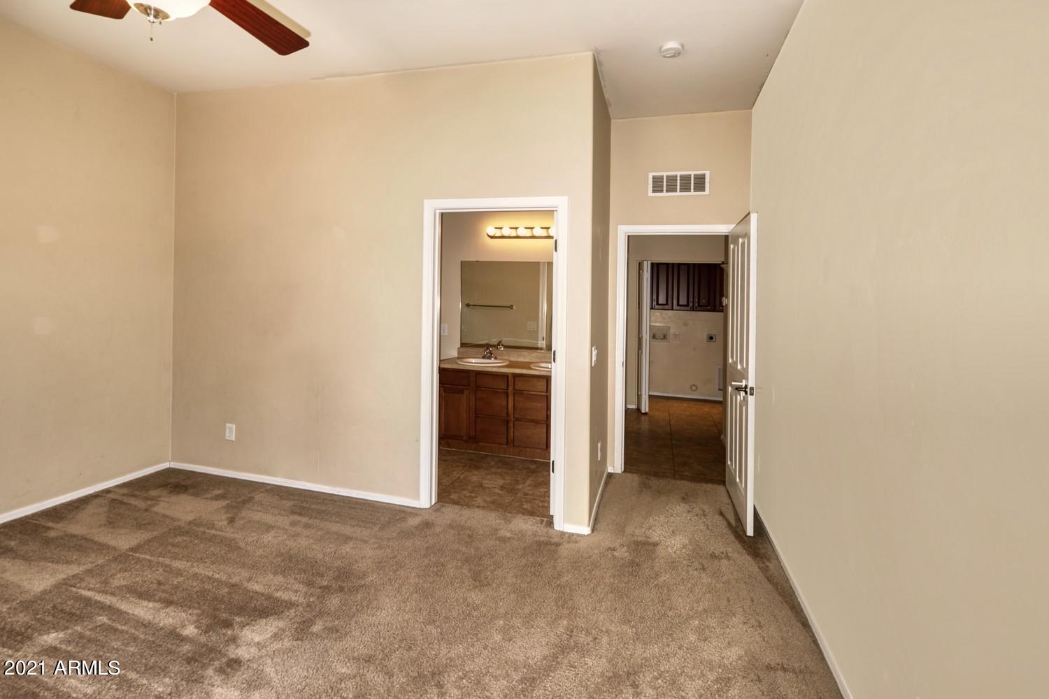 LEGENDS AT VALIENTE UNIT 2 - Residential