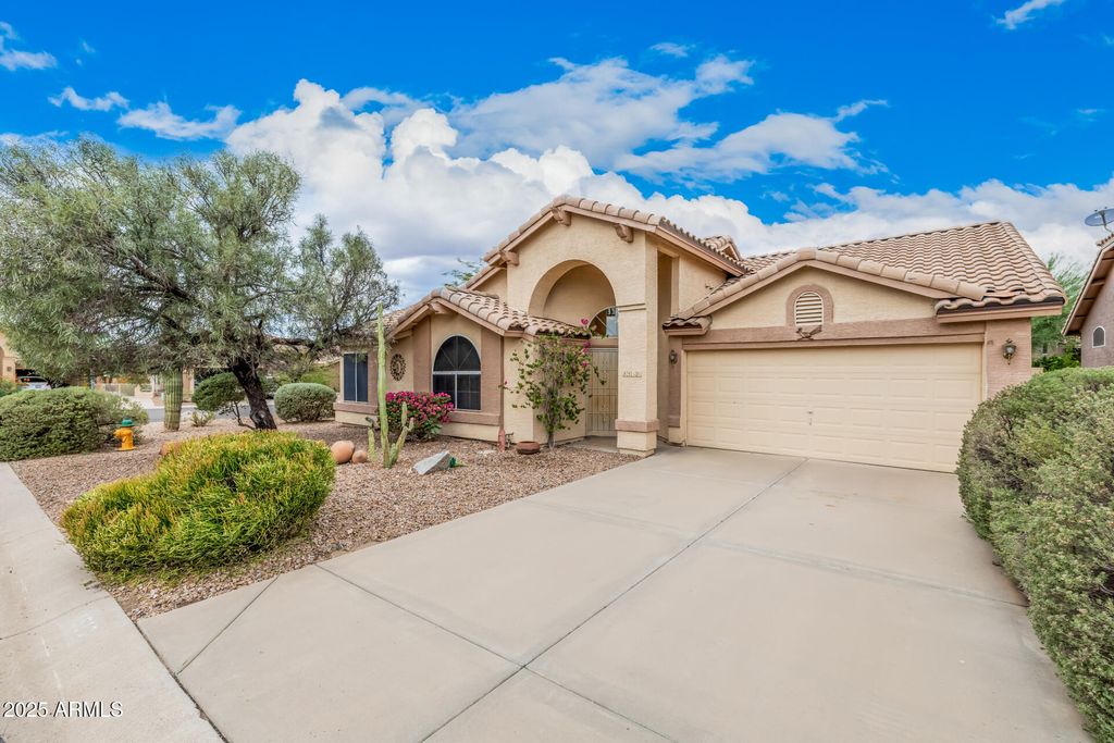Photo of 8510 E Brittle Bush Road, Gold Canyon, AZ 85118 (MLS # 6924469)