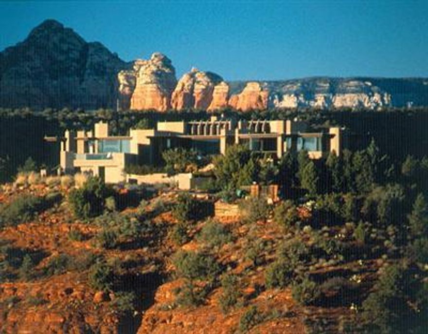 Perched On A Red Rock Summit. Truly The Best Views In Sedona. Stunning, Dramatic And Incomparable. See Nearly All Of Sedona Major Rock Formations. An Architectural Beauty That Incorporates The Views At Every Turn! Home Has Elevator. Pls See Supplements