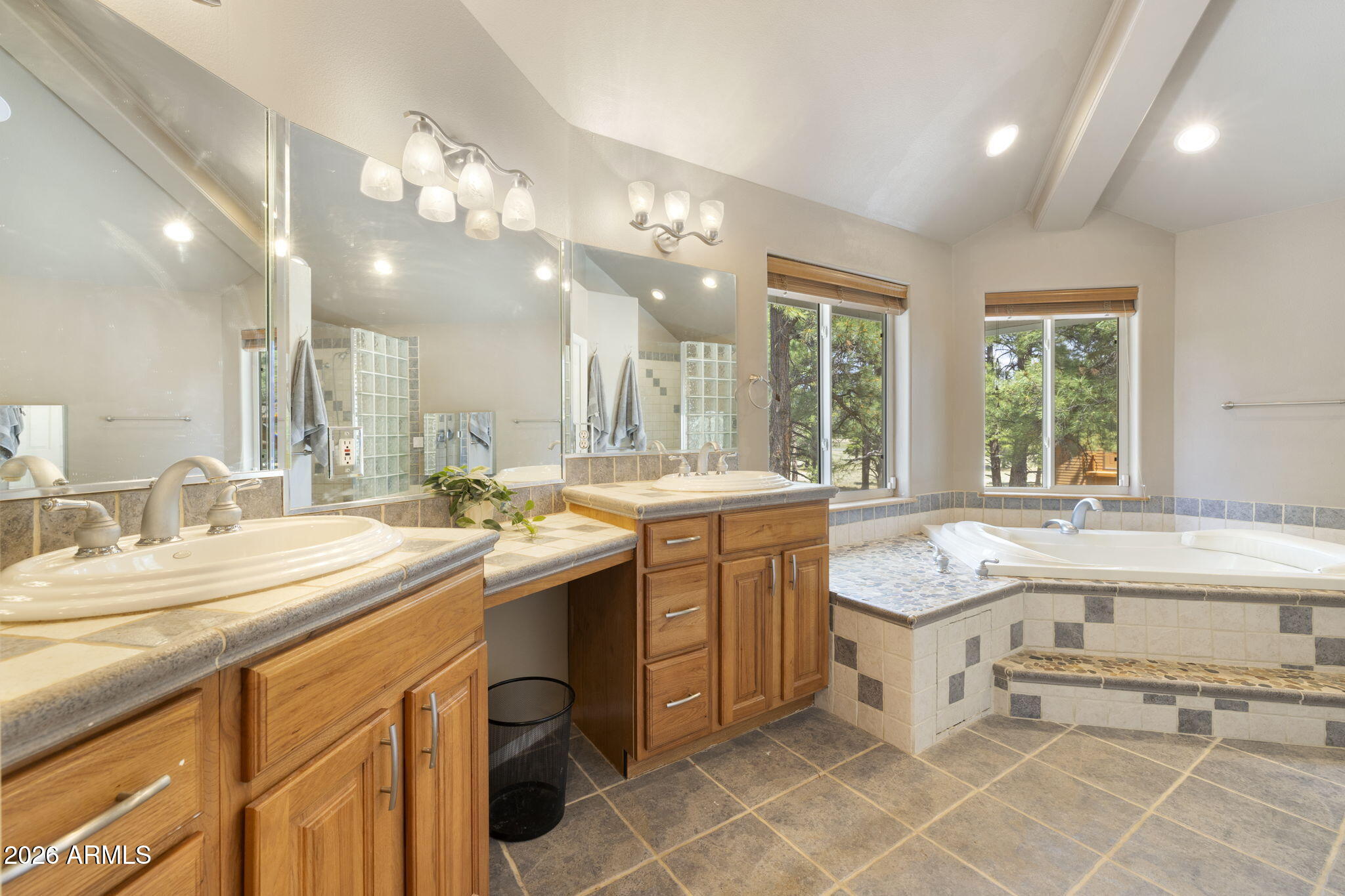 HIGHLAND MEADOWS AT WILLIAMS PHASE 1 - Residential