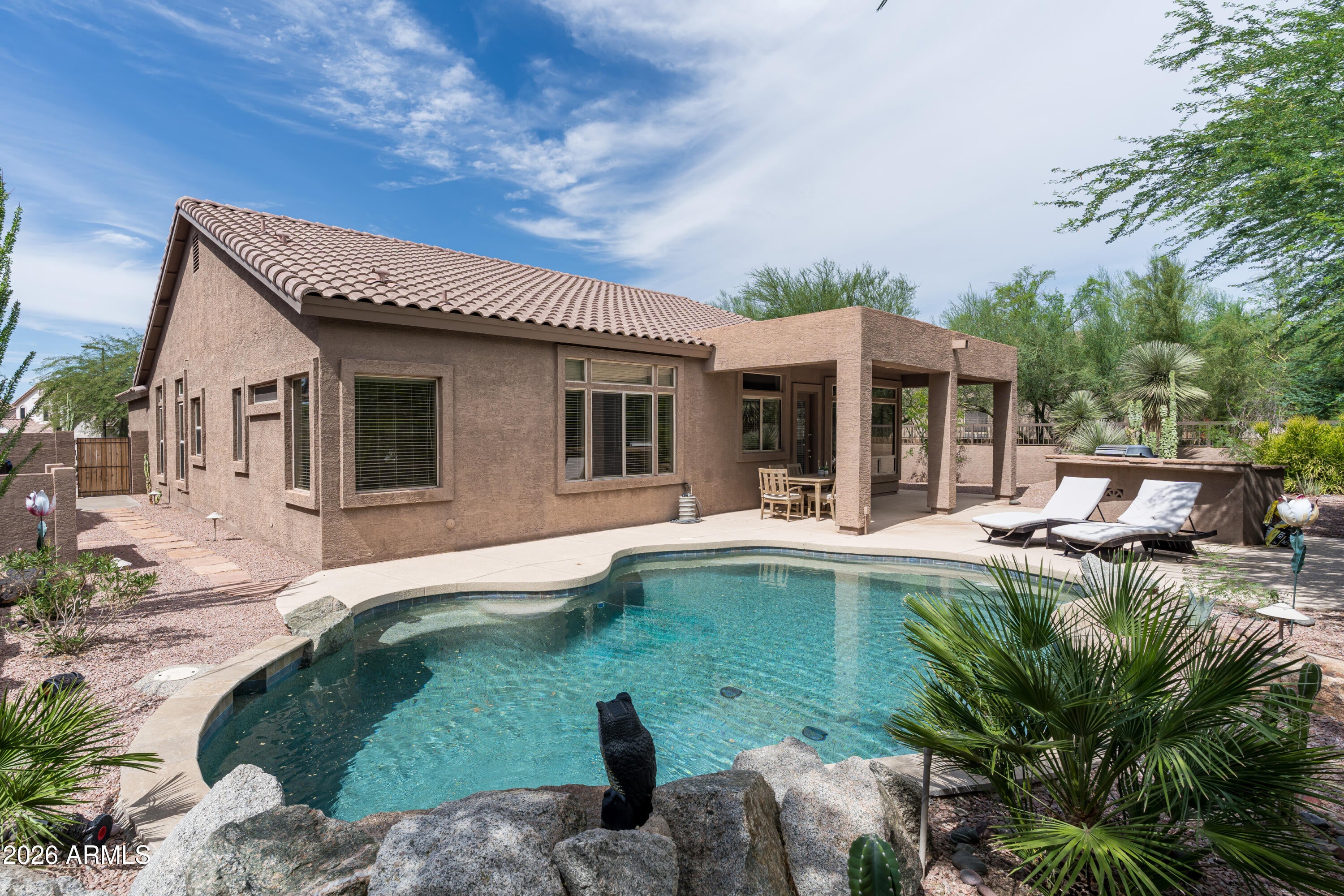 3060 N Ridgecrest -- 126