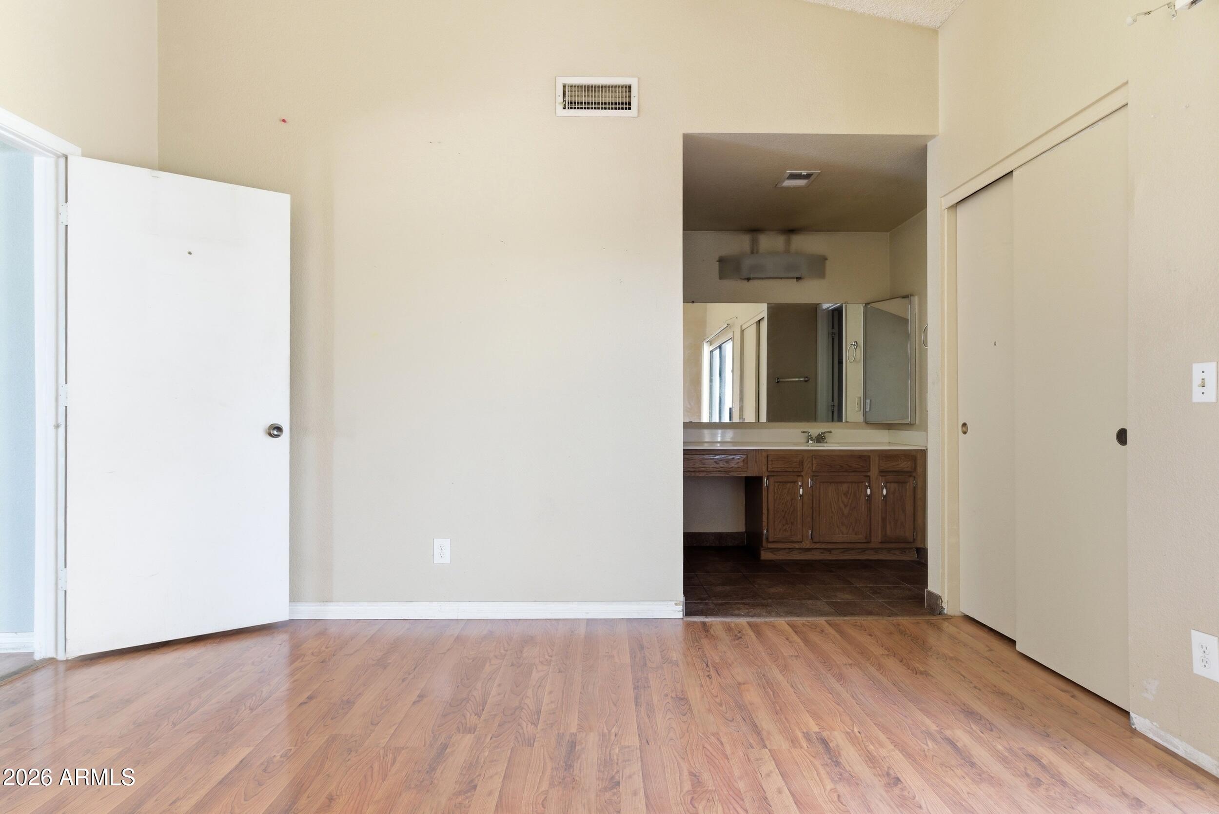 MARYLAND LAKES CONDOMINIUMS AMD - Residential