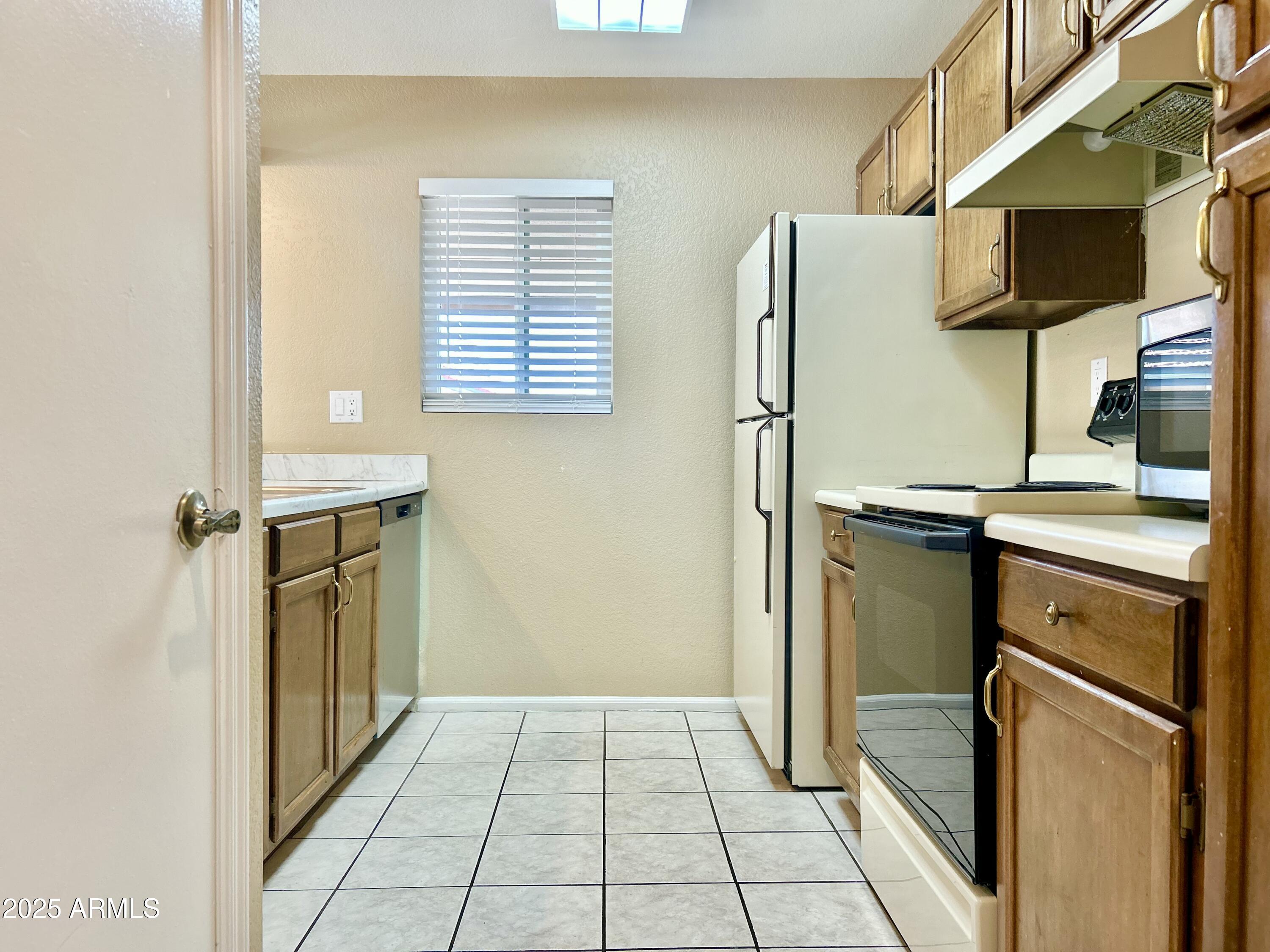 623 W GUADALUPE Road 217