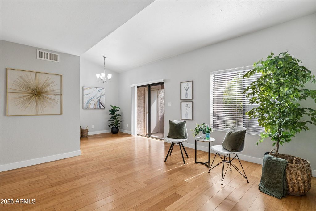 Photo of 3102 E Clarendon Avenue #206, Phoenix, AZ 85016 (MLS # 7055206)